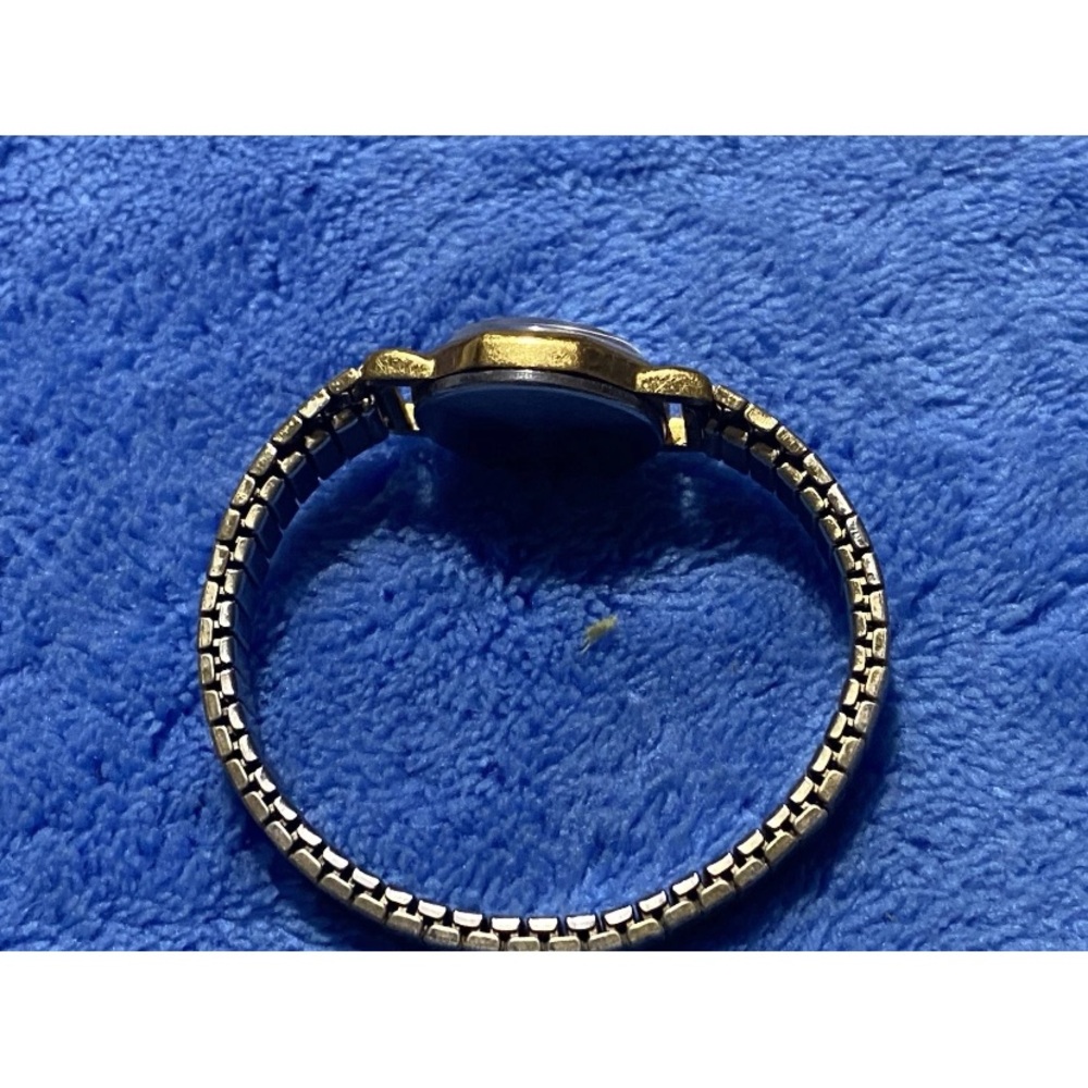 Gold Watch - Picture 4 of 6